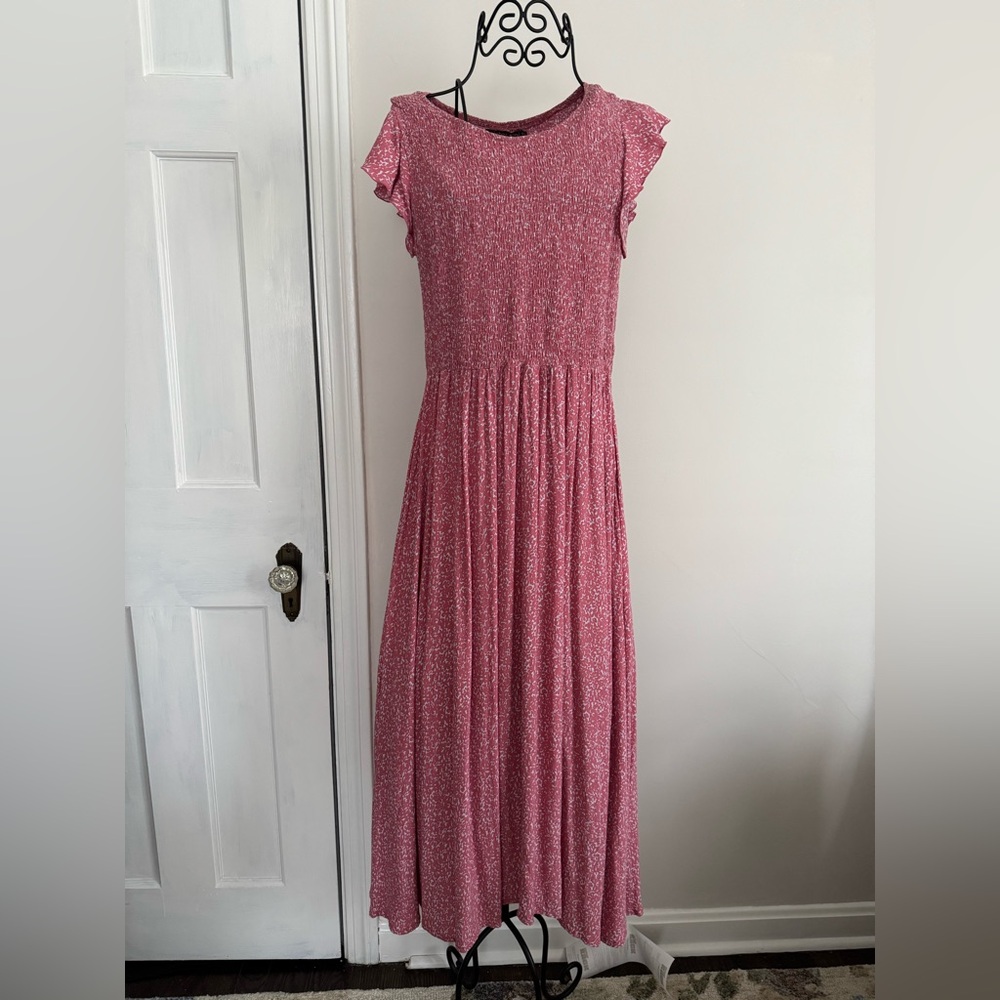 MISTER ZIMI Pink & gray Midi Dress with Ruffle Sleeves